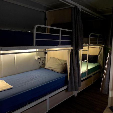 Mumma'S Hostel Кэрнс Экстерьер фото