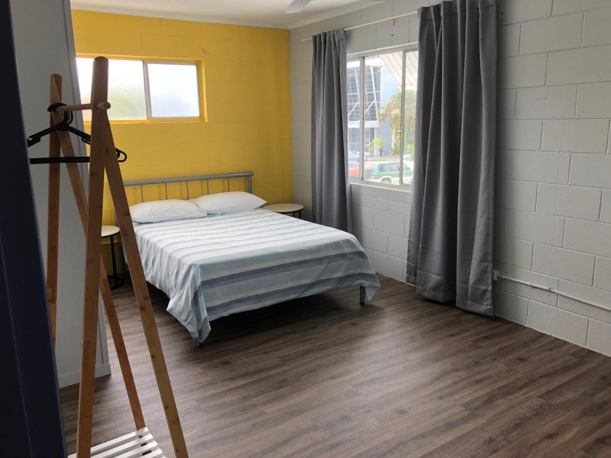 Mumma'S Hostel Кэрнс Экстерьер фото