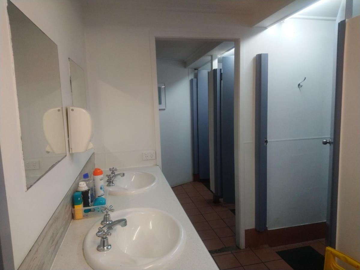 Mumma'S Hostel Кэрнс Экстерьер фото
